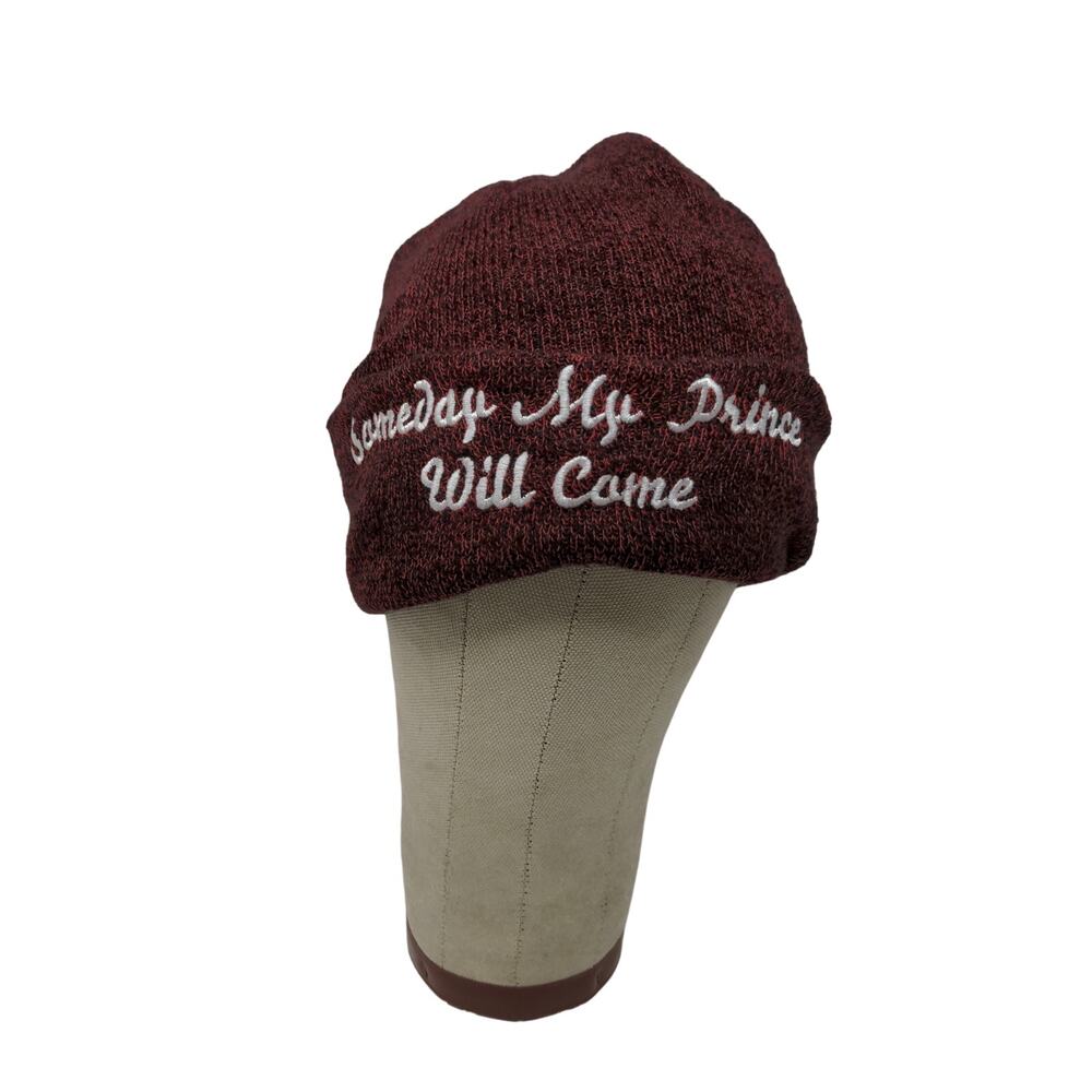 Disney Loungefly Someday My Prince Will Come Snow White Beanie Hat Red & Black